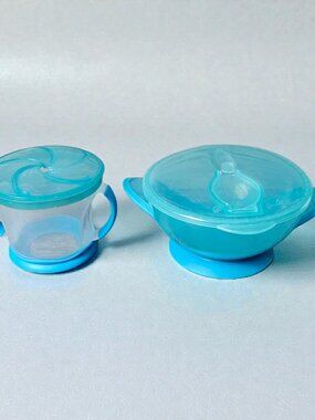 Munchkin Snack Catcher & Nuby Suction Bowl With Lid Travel Containers